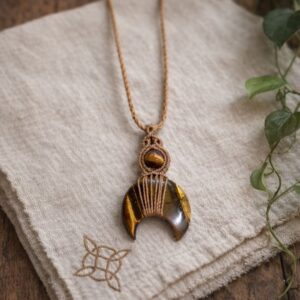 Colgante Macramé Luna Ojo de Tigre